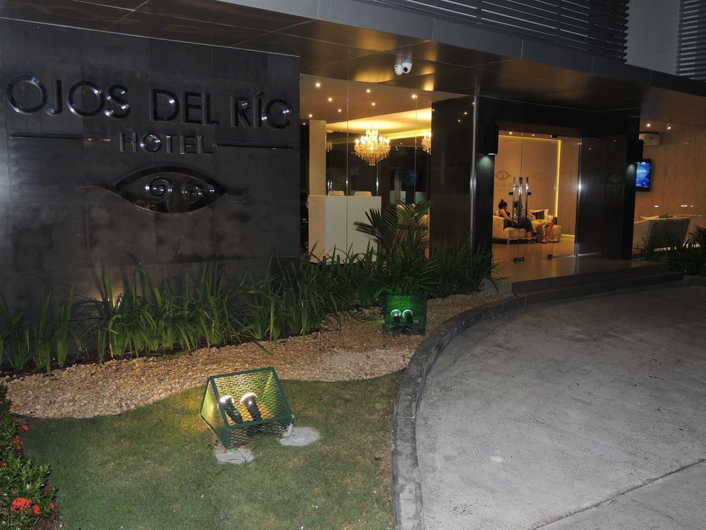 Ojos Del Rio Hotel 4*